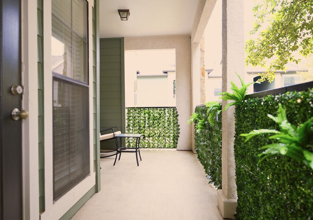 Photo of Patio Balcony in Sweetbriar