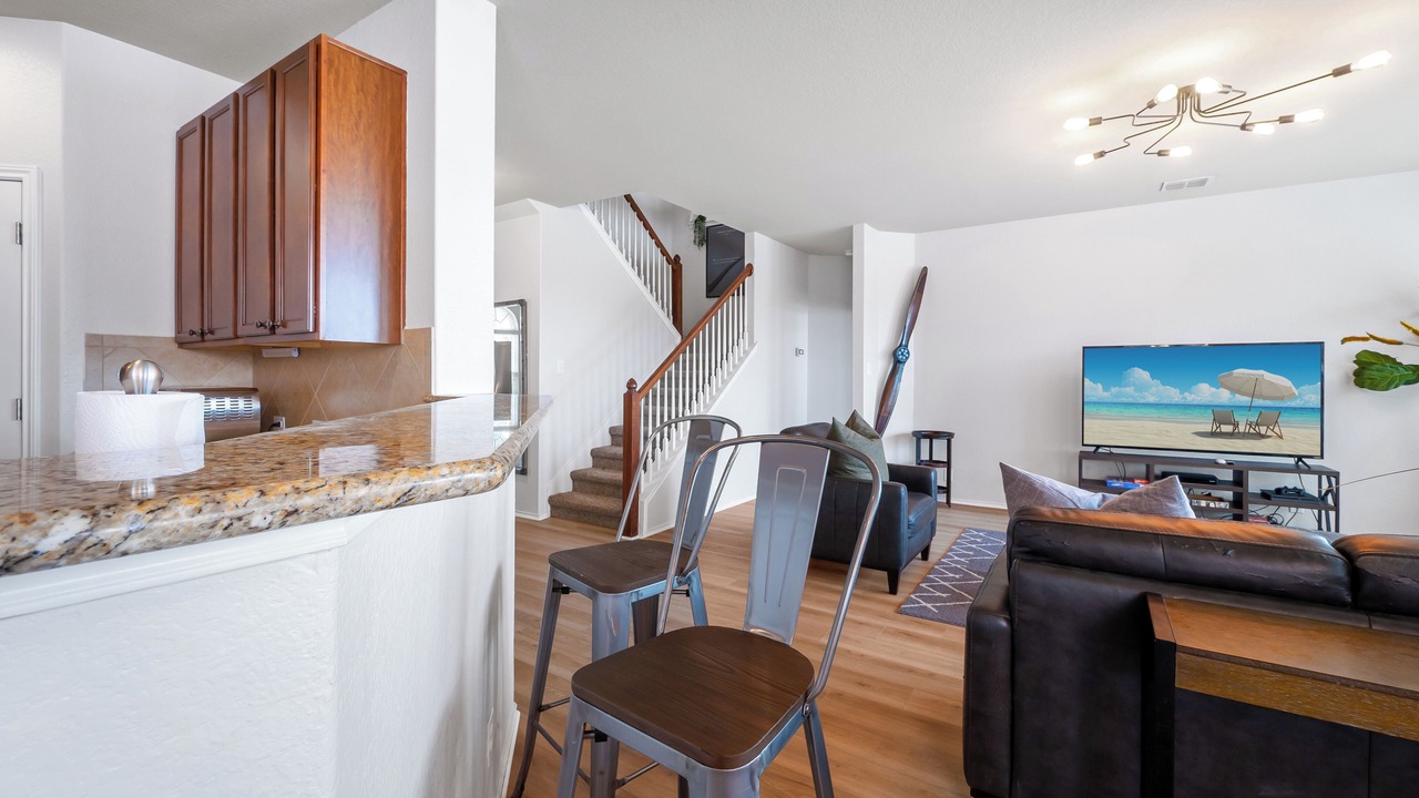 Photo of Livingroom in Converse
