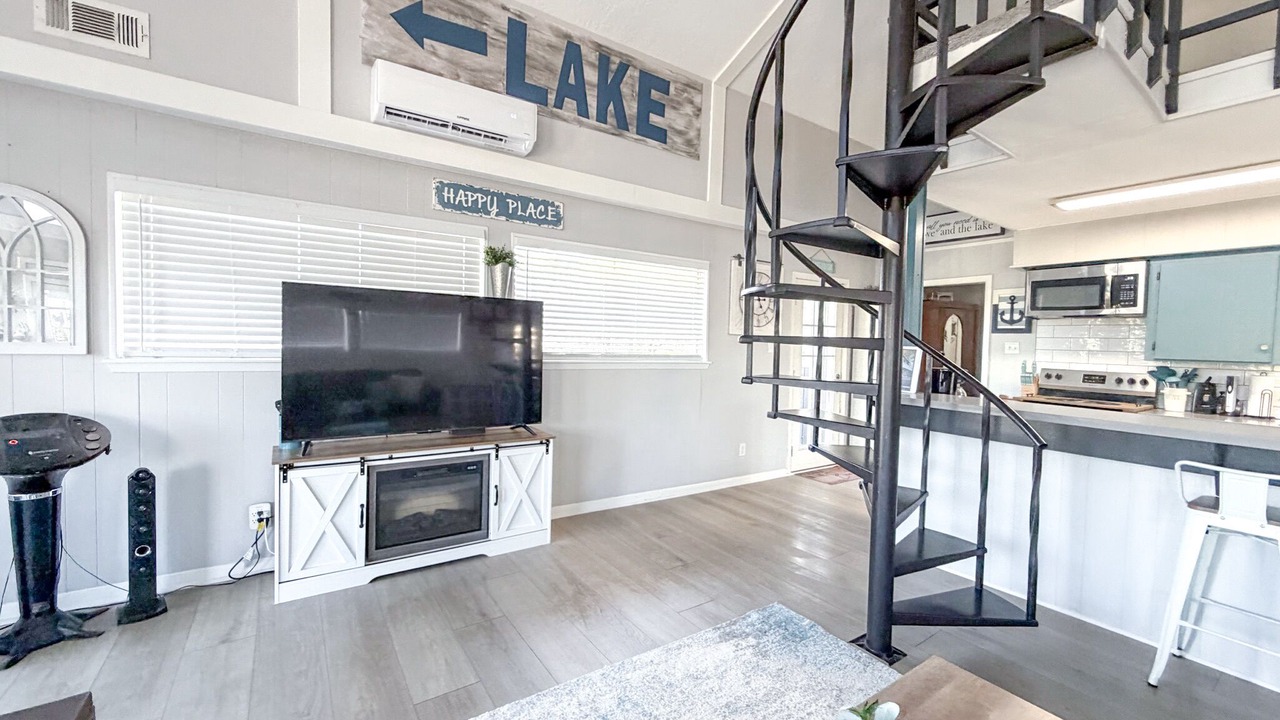 Photo of Livingroom in Cape Royale
