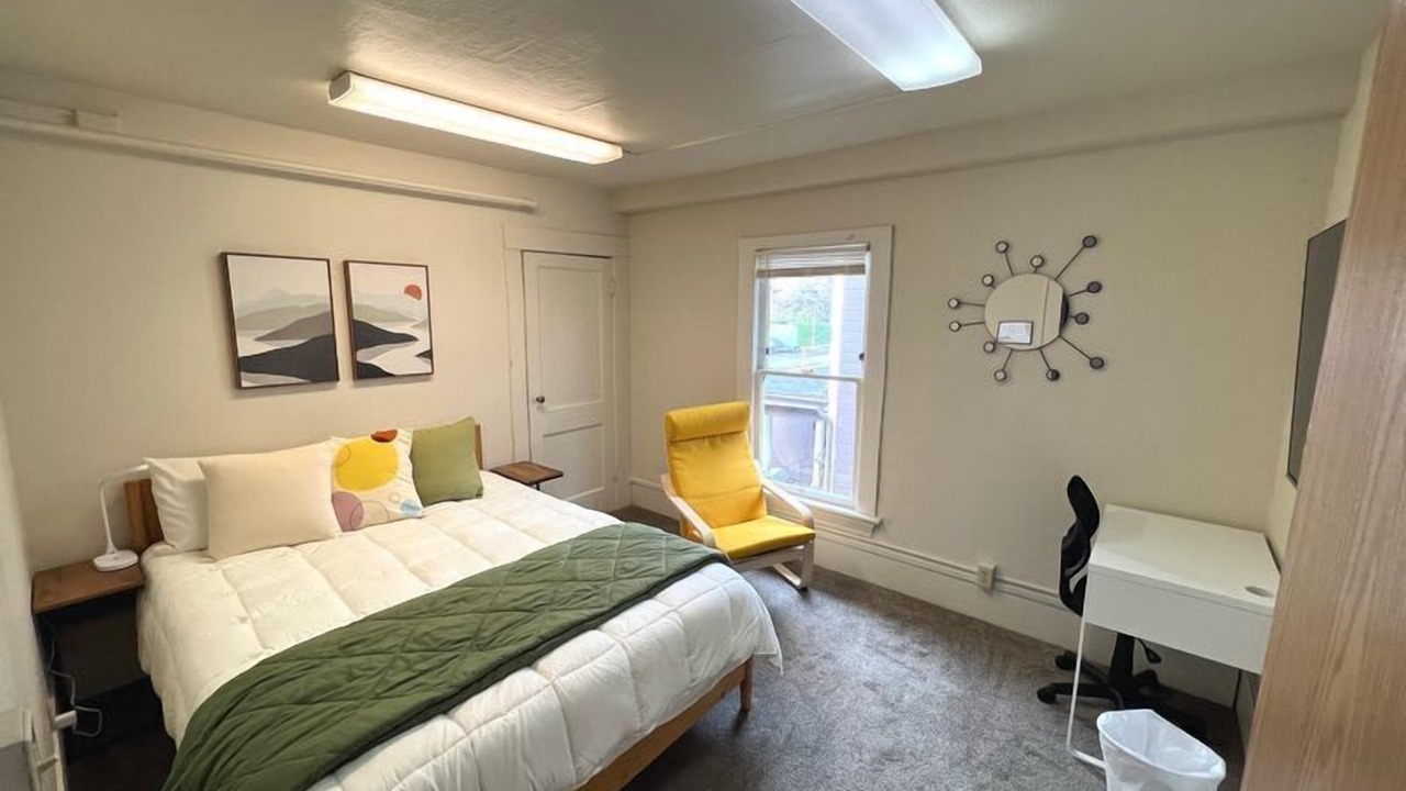 Photo of Bedroom in Eugene