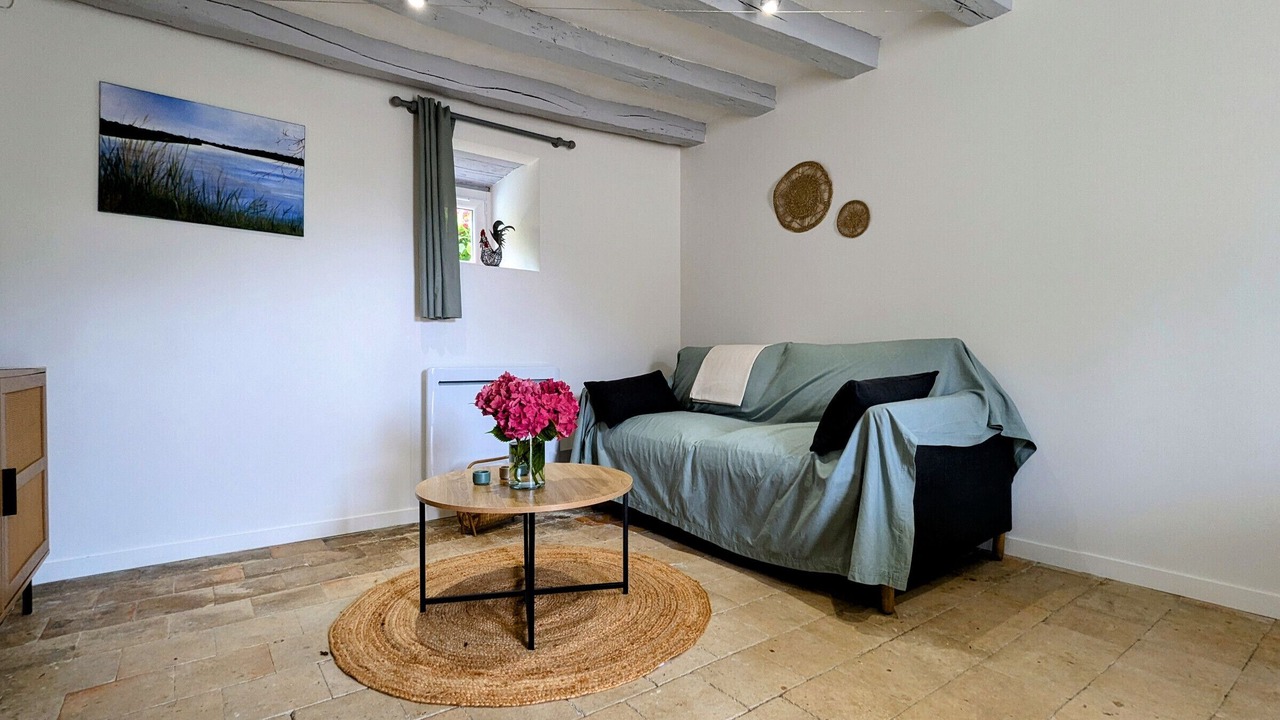Photo of Livingroom in Mezieres-en-Brenne