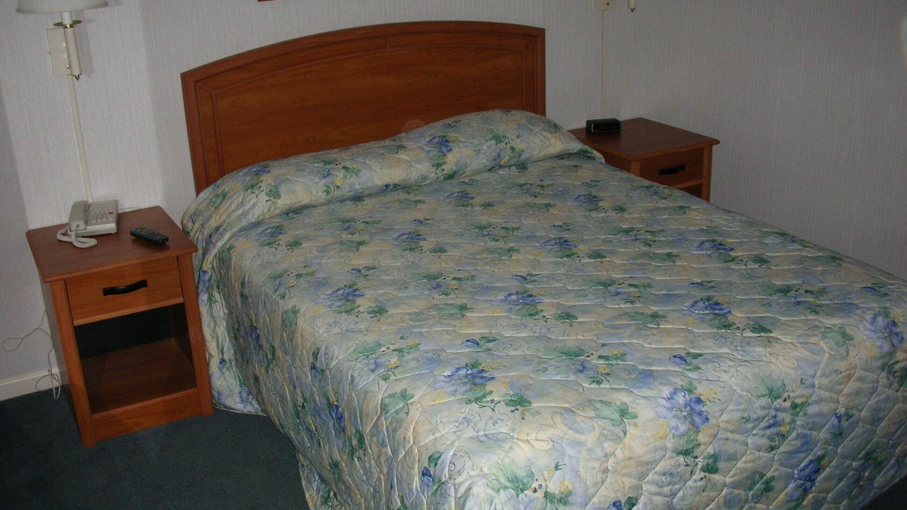 Photo of Bedroom in Mashpee