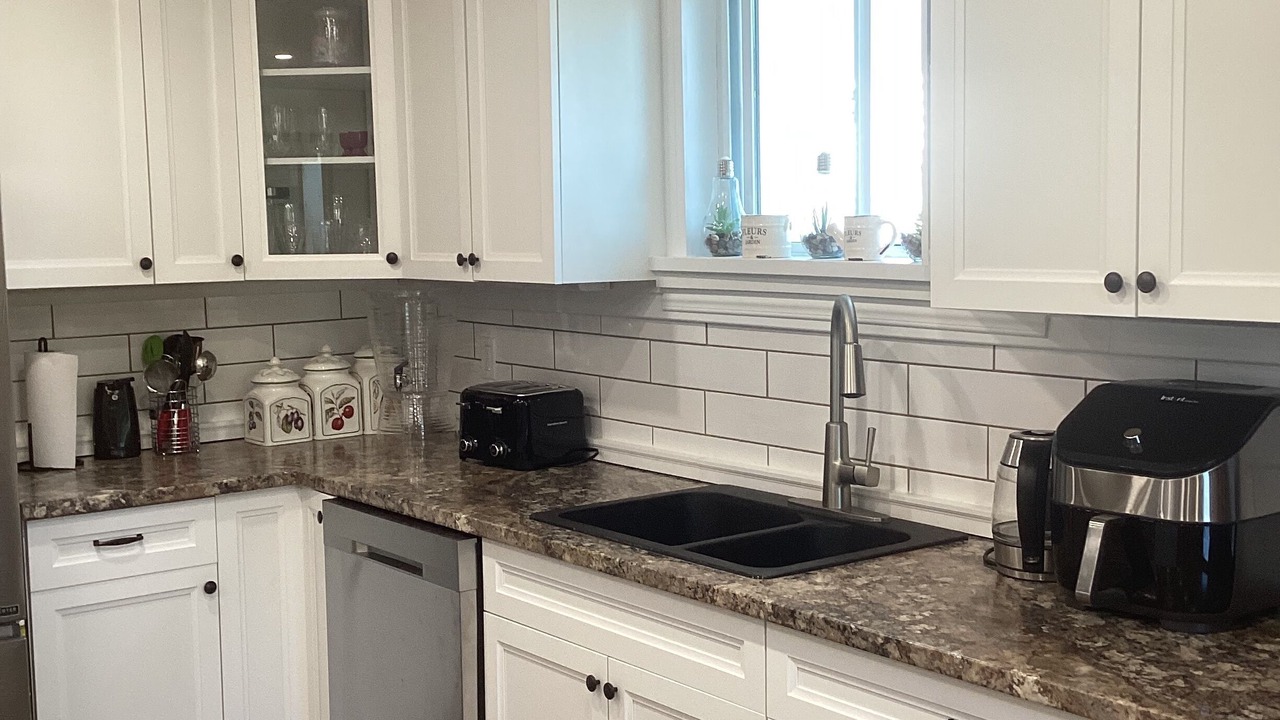 Photo of Kitchen in Elliot Lake