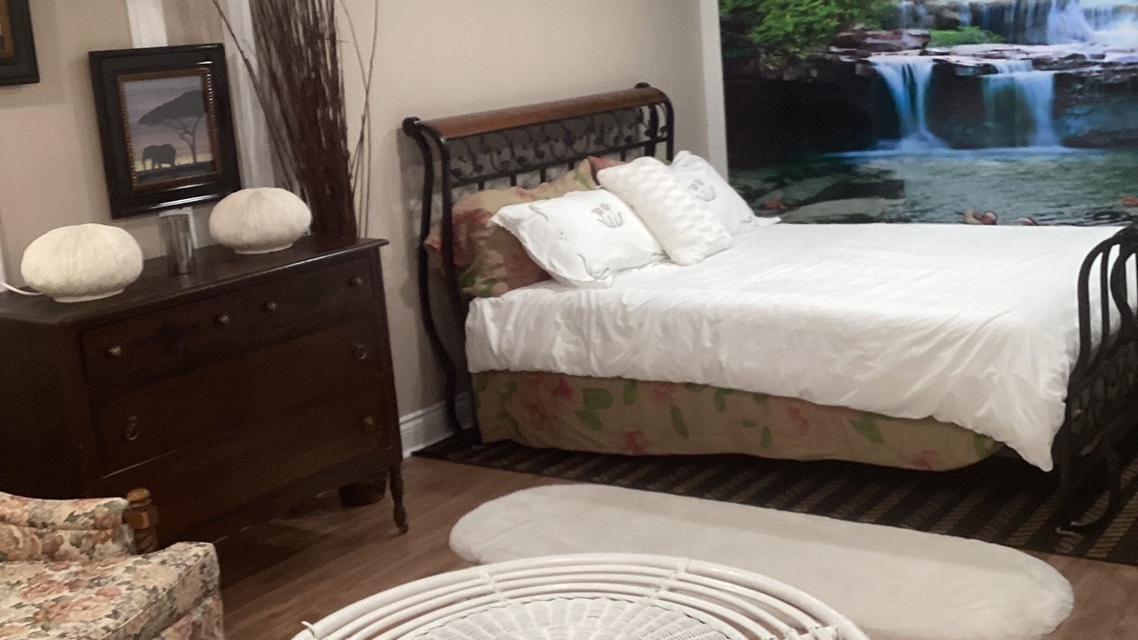 Photo of Bedroom in Elliot Lake