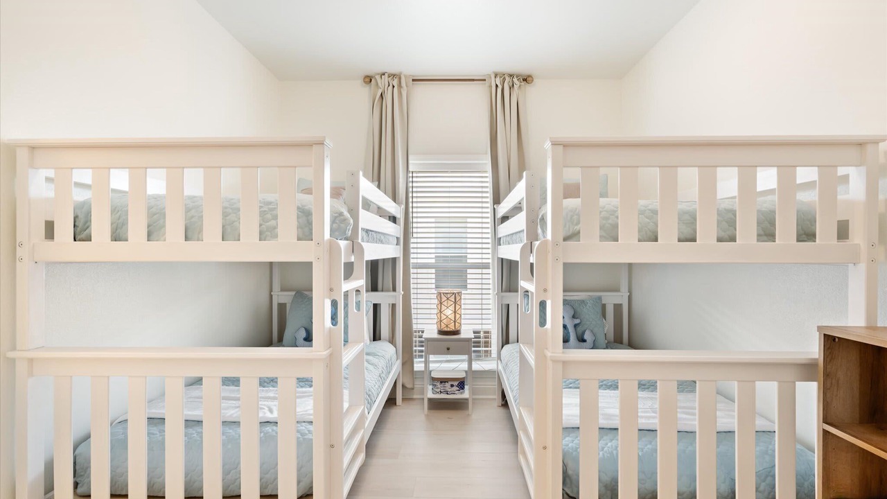 Photo of Bedroom in Dauphin Island