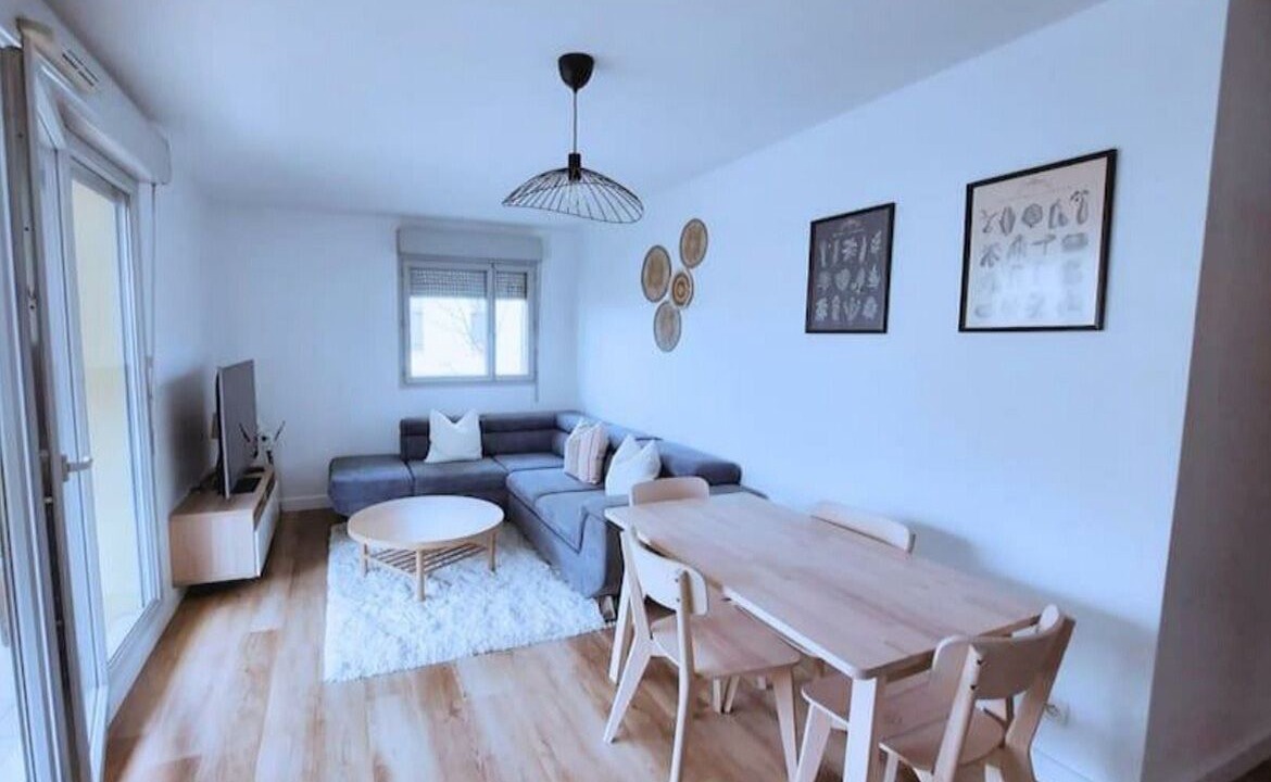 Photo of Livingroom in Trois Cocus - Borderouge - Croix-Daurade - Paleficat