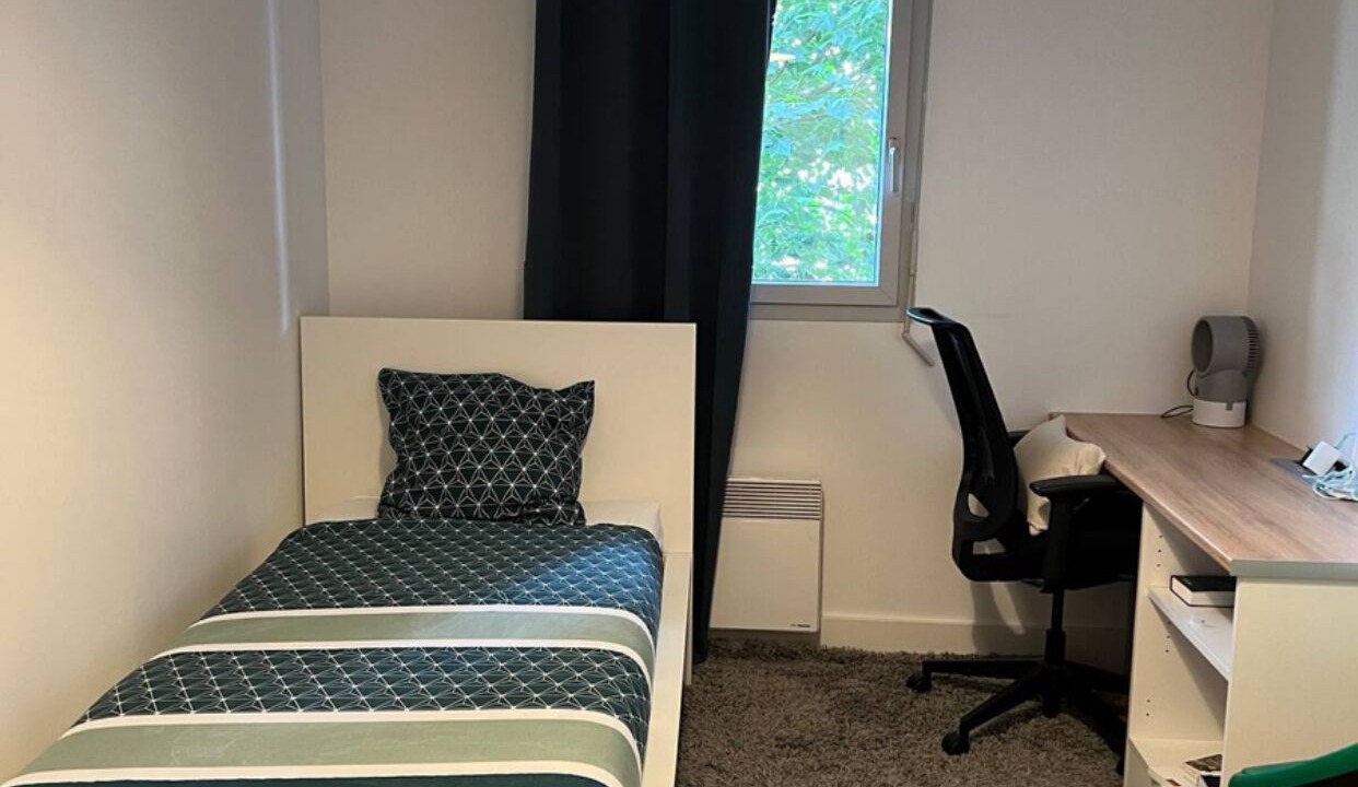Photo of Bedroom in Trois Cocus - Borderouge - Croix-Daurade - Paleficat