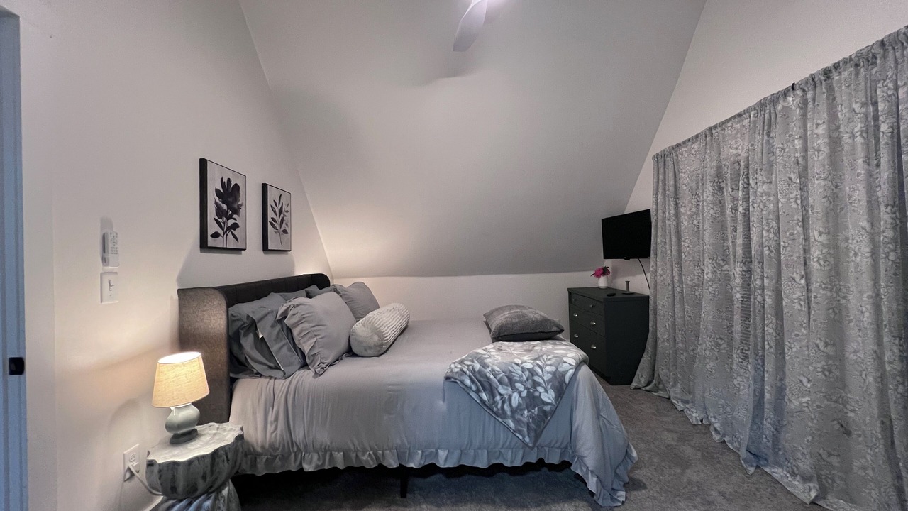 Photo of Bedroom in Dryden