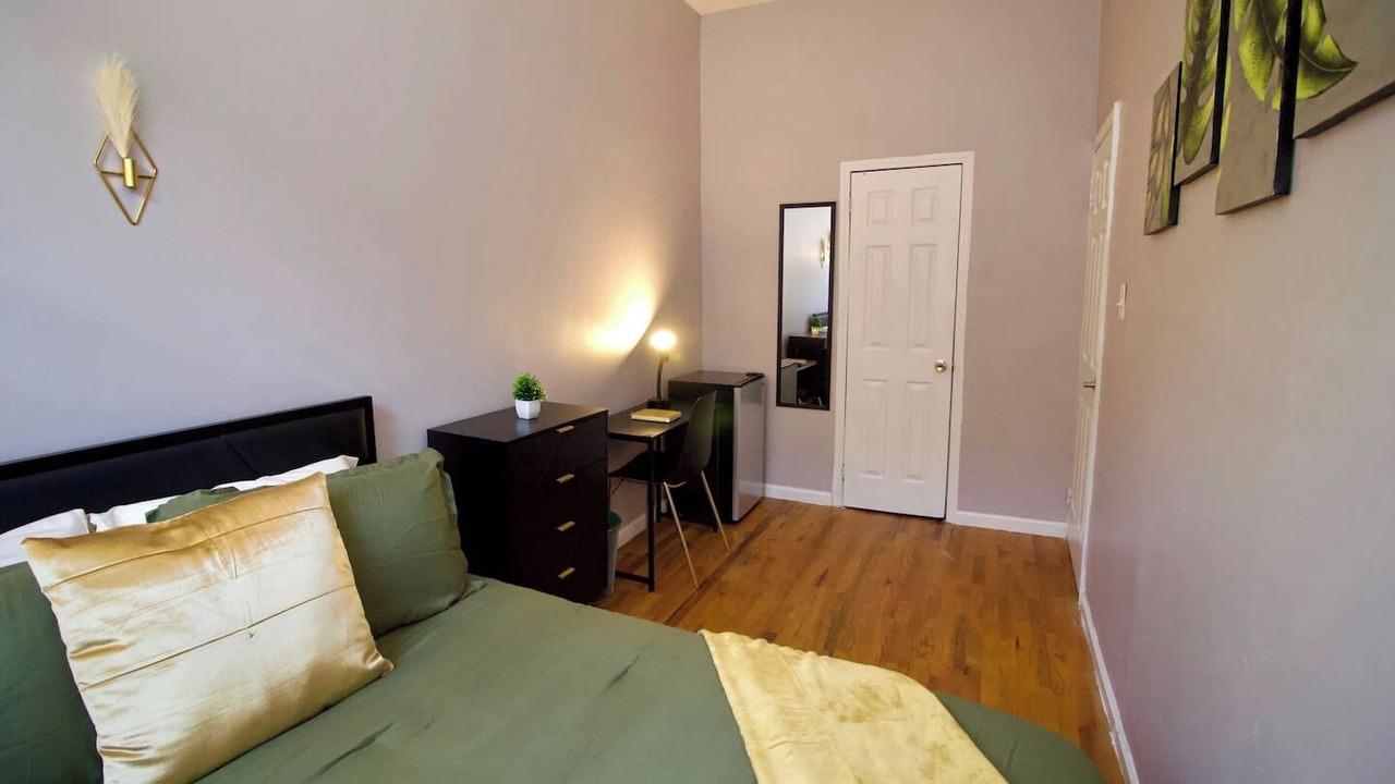 Photo of Bedroom in Bedford-Stuyvesant