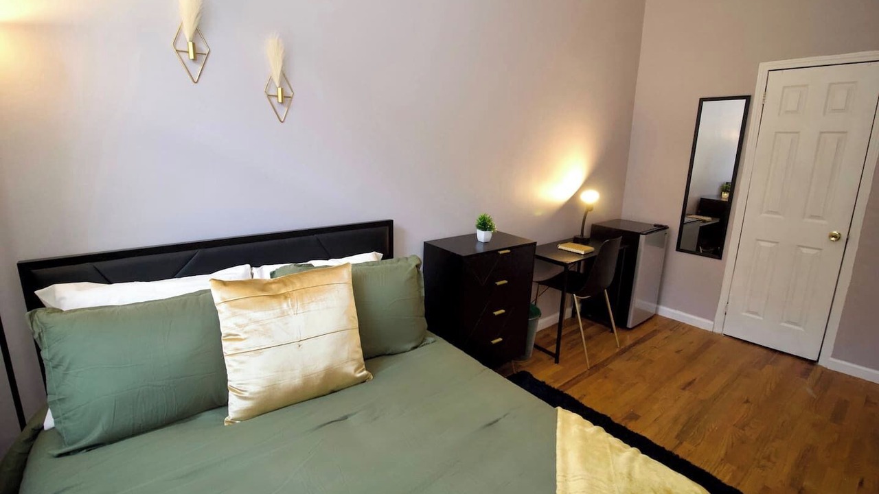 Photo of Bedroom in Bedford-Stuyvesant