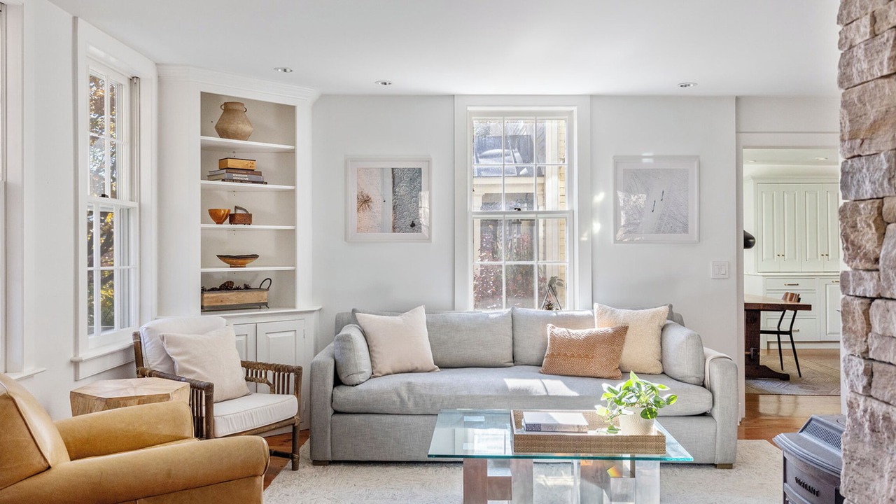 Photo of Livingroom in Waterbury