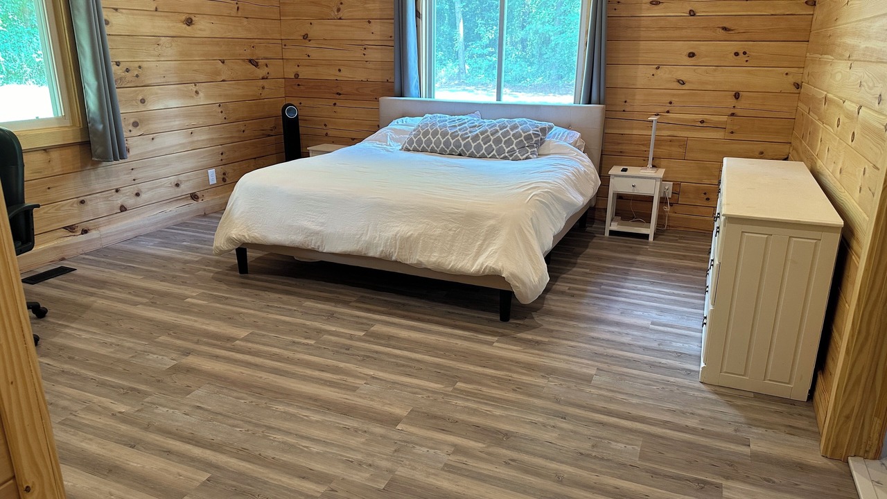 Photo of Bedroom in Creedmoor