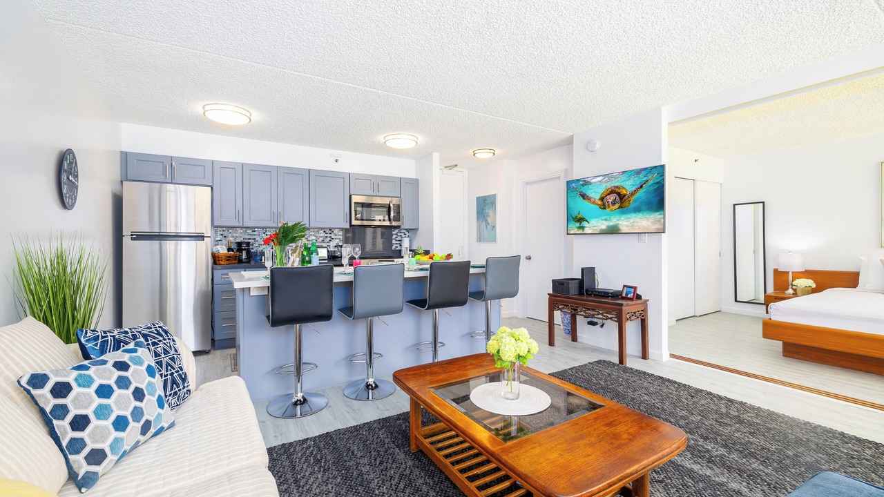 Photo of Livingroom in Waikiki