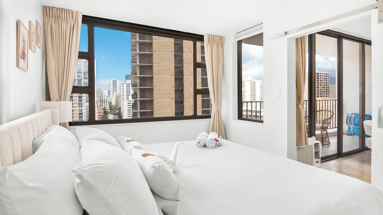 Photo of Bedroom in Waikiki