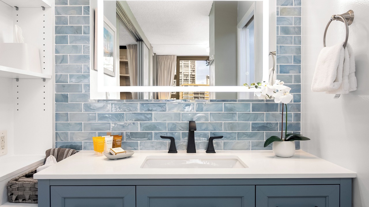 Photo of Bathroom in Waikiki