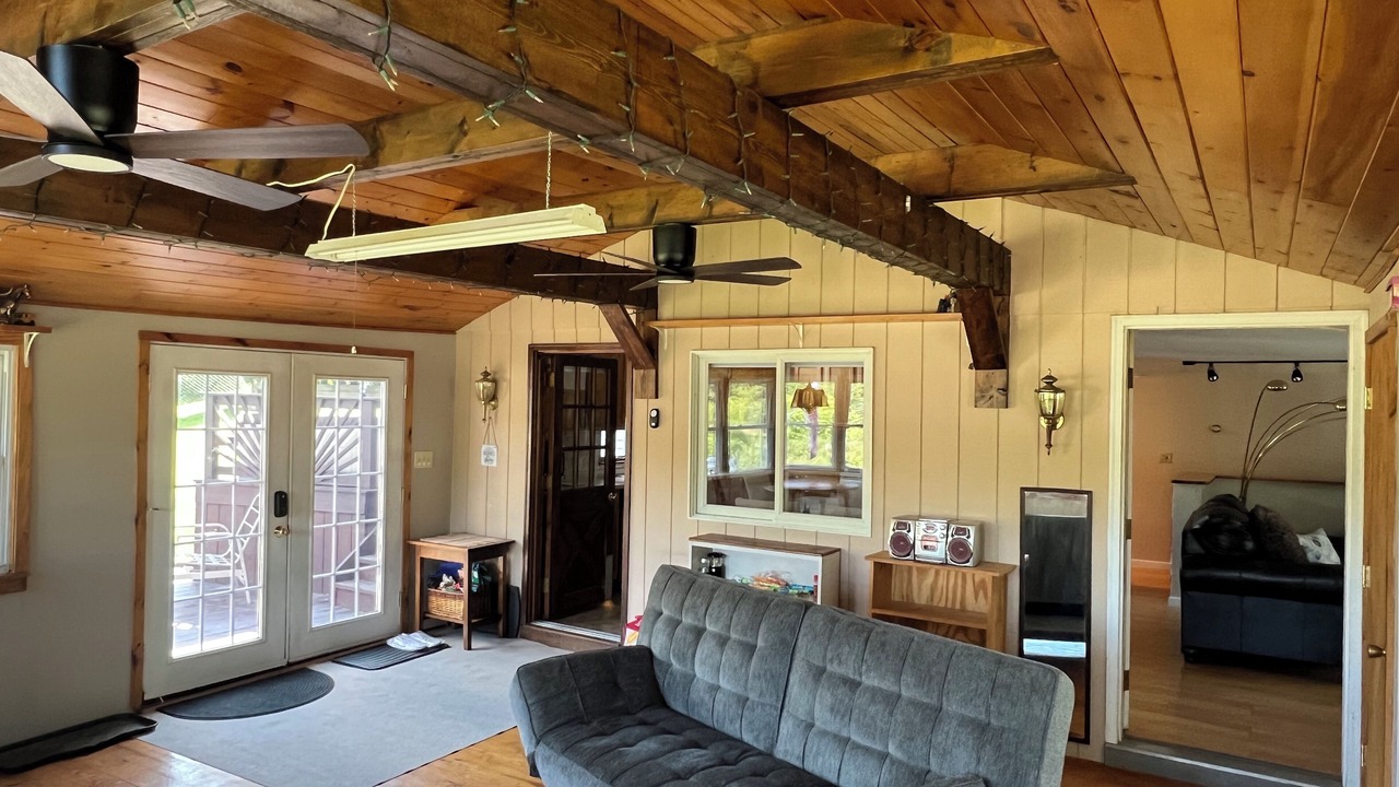 Photo of Livingroom in Mount Marion