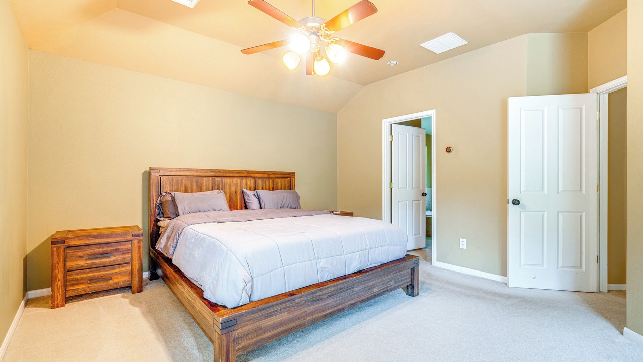 Photo of Bedroom in Leander