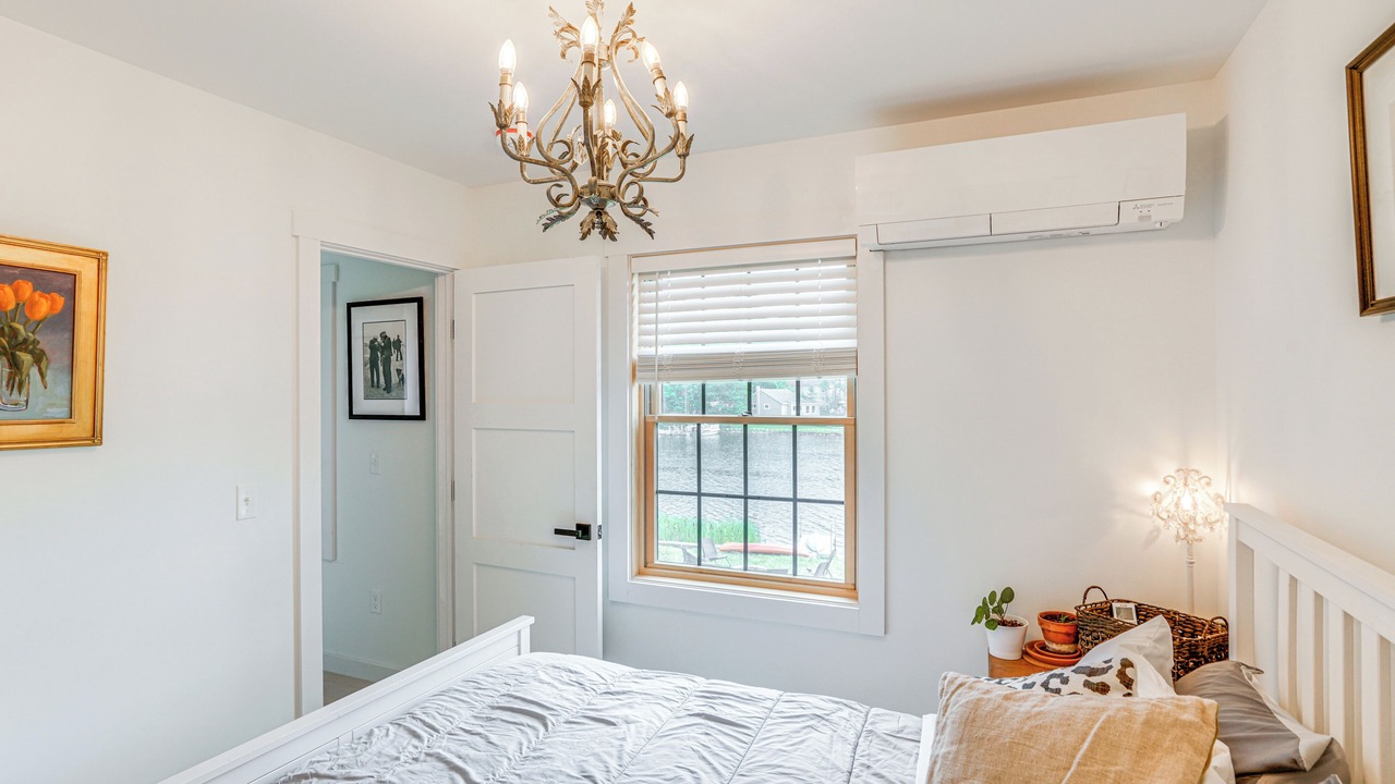 Photo of Bedroom in Hinsdale