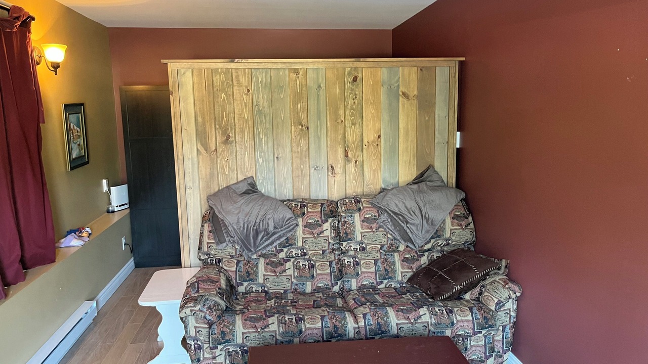 Photo of Livingroom in Mont Ste. Marie