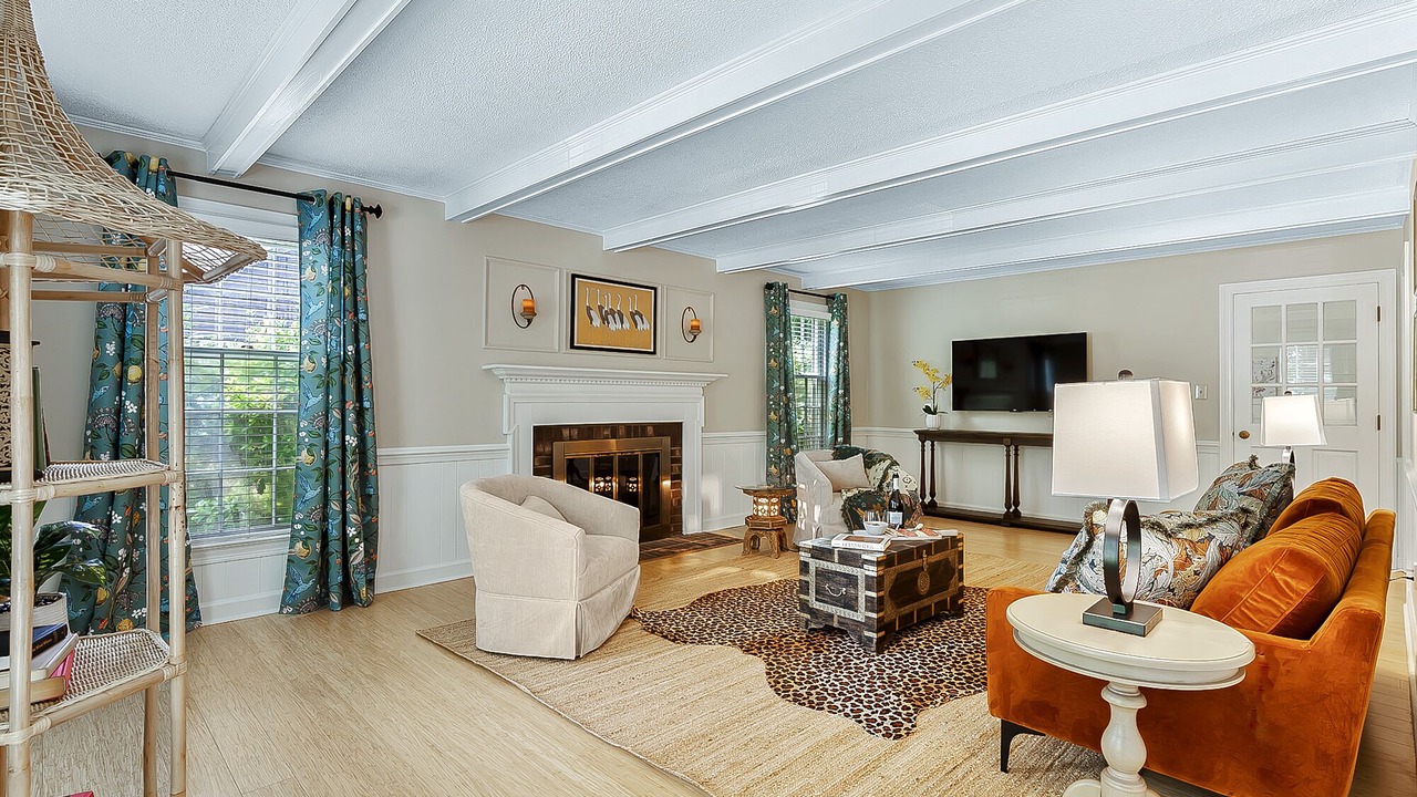 Photo of Livingroom in Cary