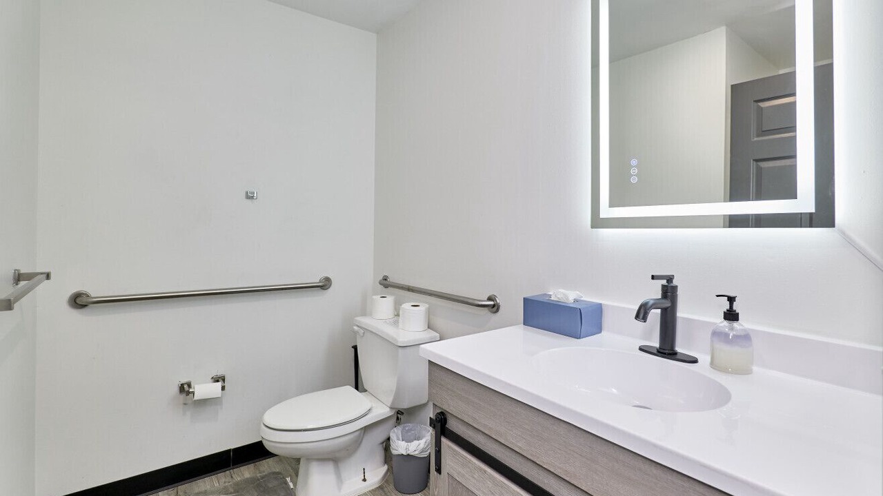 Photo of Bathroom in Central West End