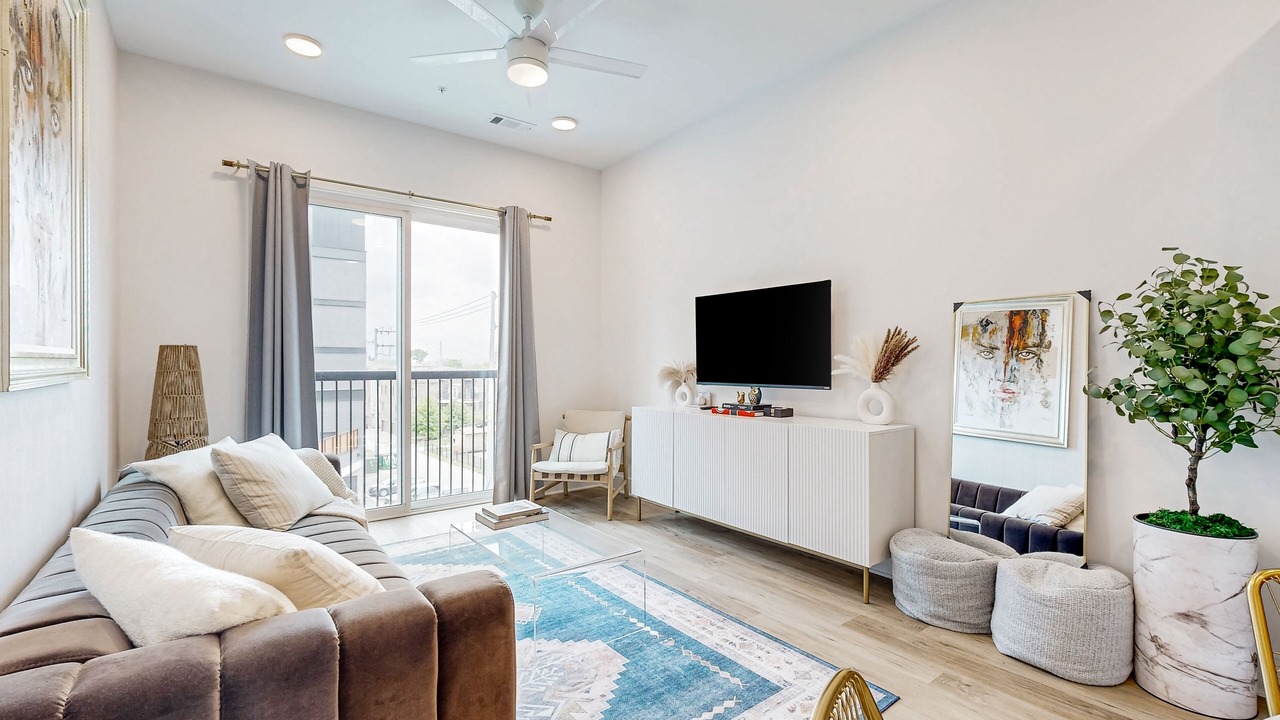 Photo of Livingroom in East Nashville
