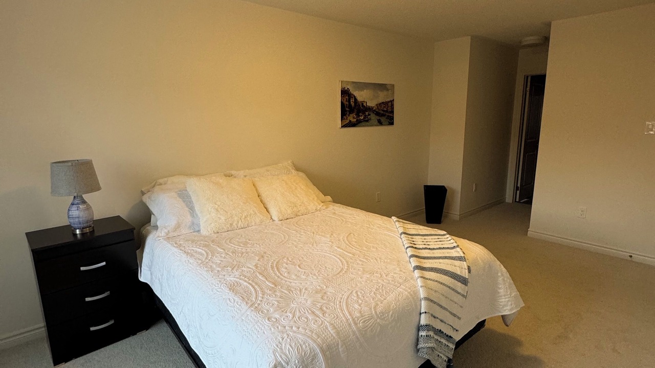Photo of Bedroom in Cobourg
