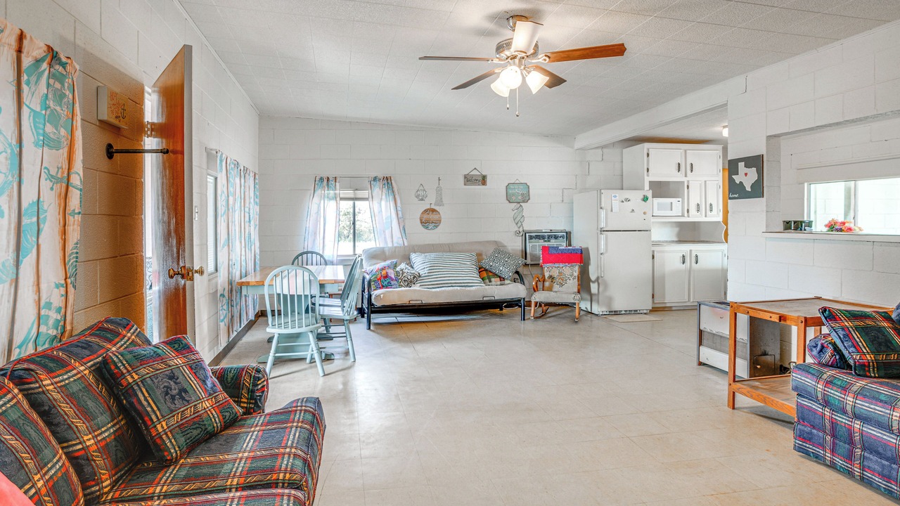 Photo of Livingroom in Maryneal