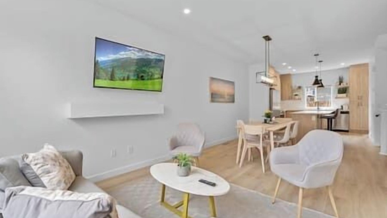 Photo of Livingroom in Southwest Calgary
