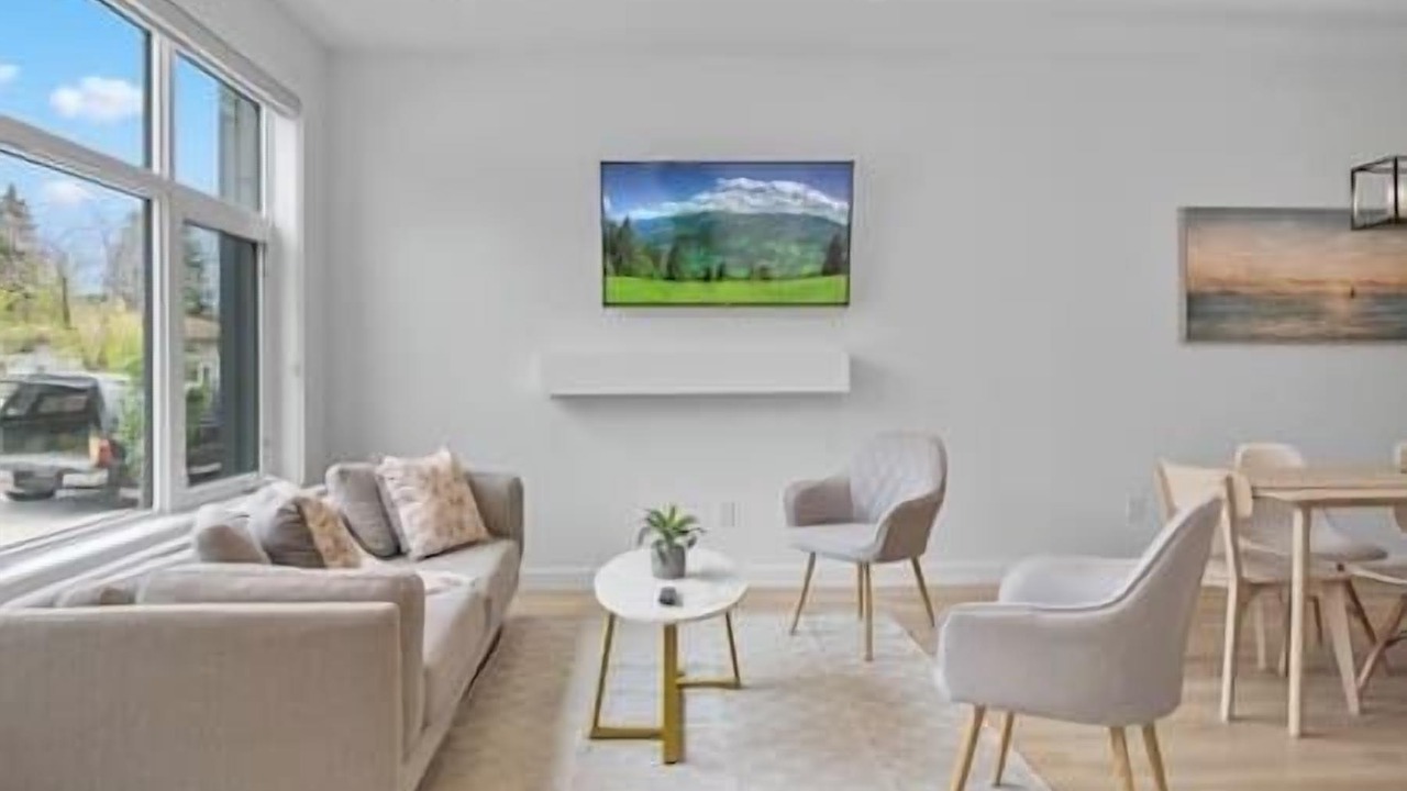 Photo of Livingroom in Southwest Calgary