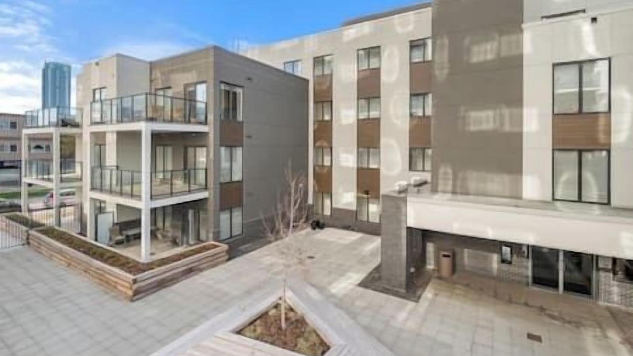 Photo of Outdoor in Crescent Heights