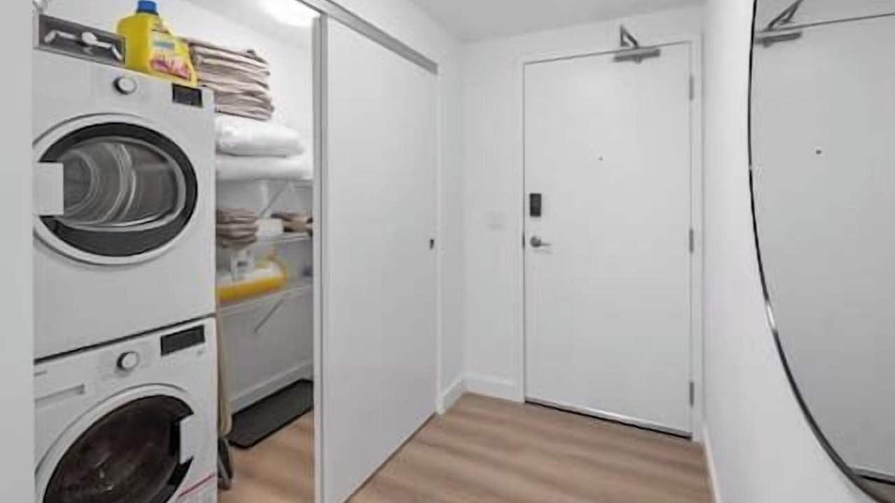 Photo of Others in Crescent Heights