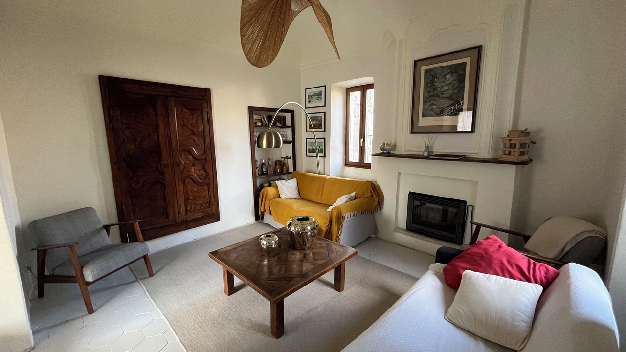 Photo of Livingroom in Labastide-de-Virac