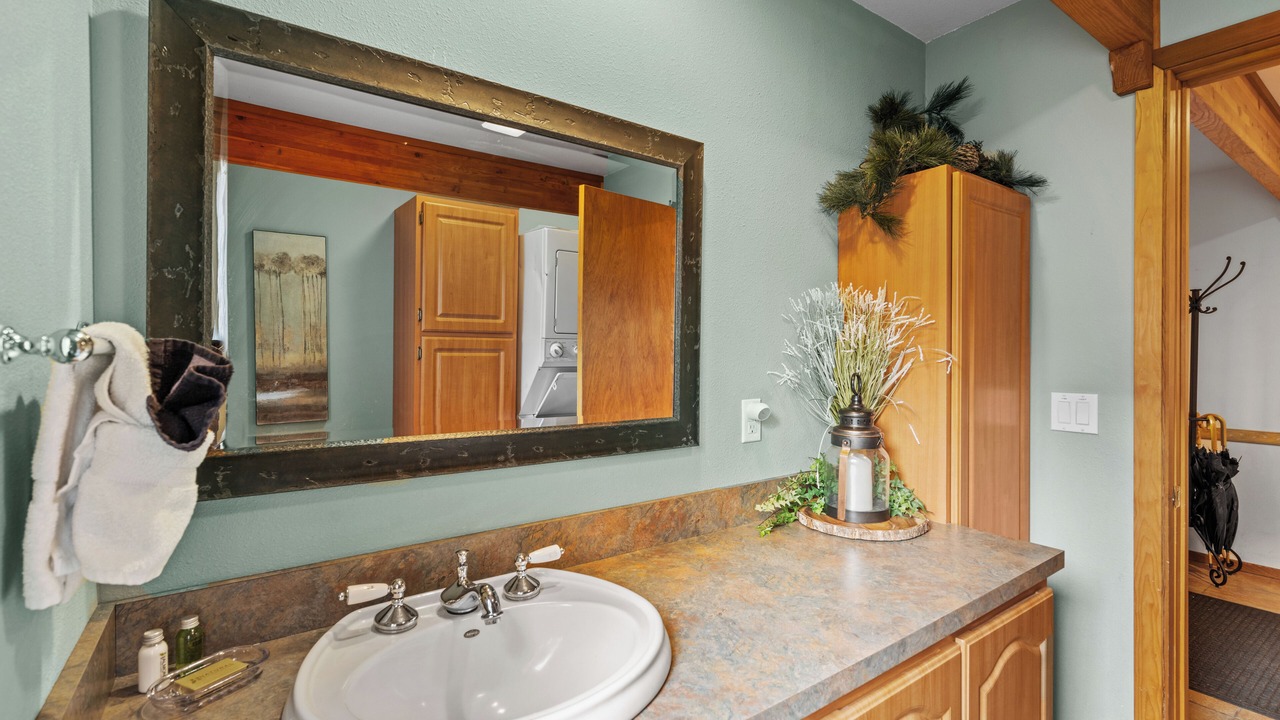 Photo of Bathroom in Peshastin