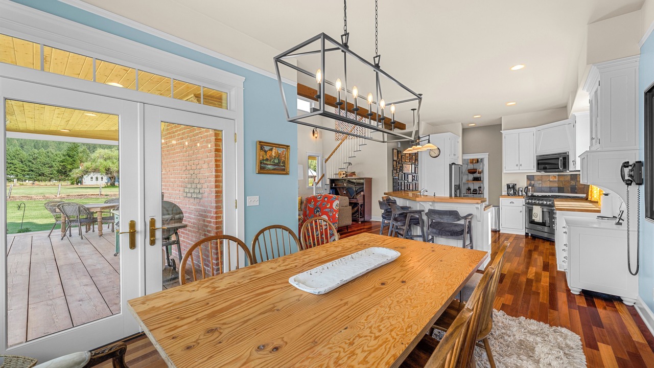 Photo of Others in Plain