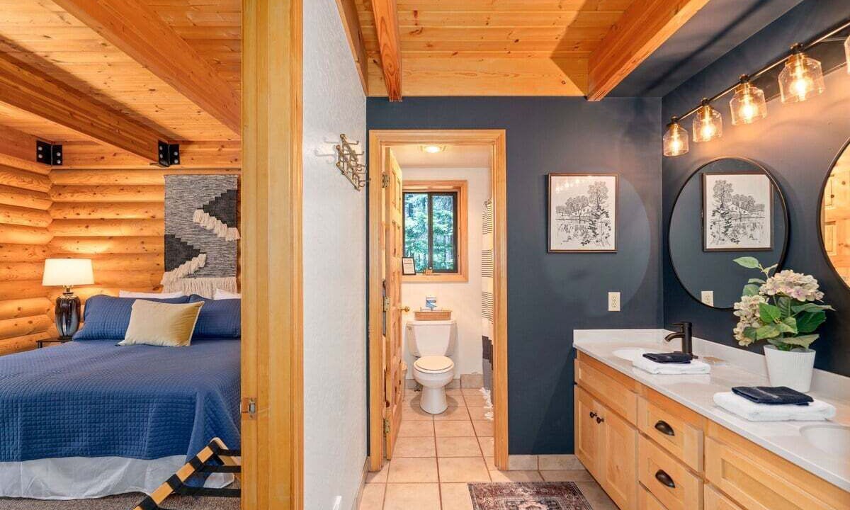 Photo of Bedroom in Leavenworth