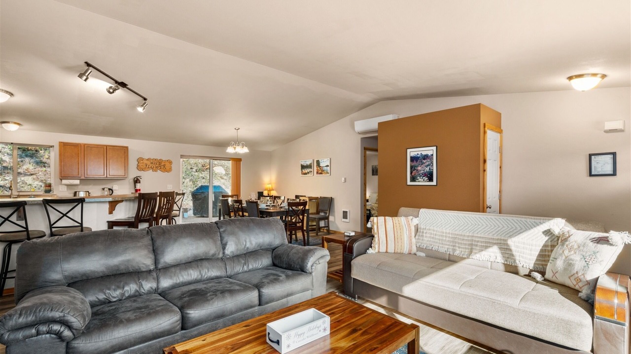 Photo of Livingroom in Leavenworth