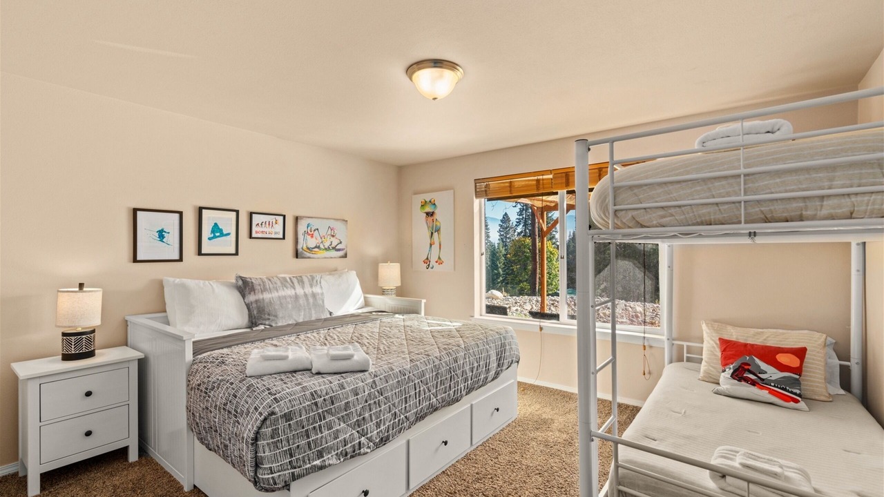 Photo of Bedroom in Leavenworth