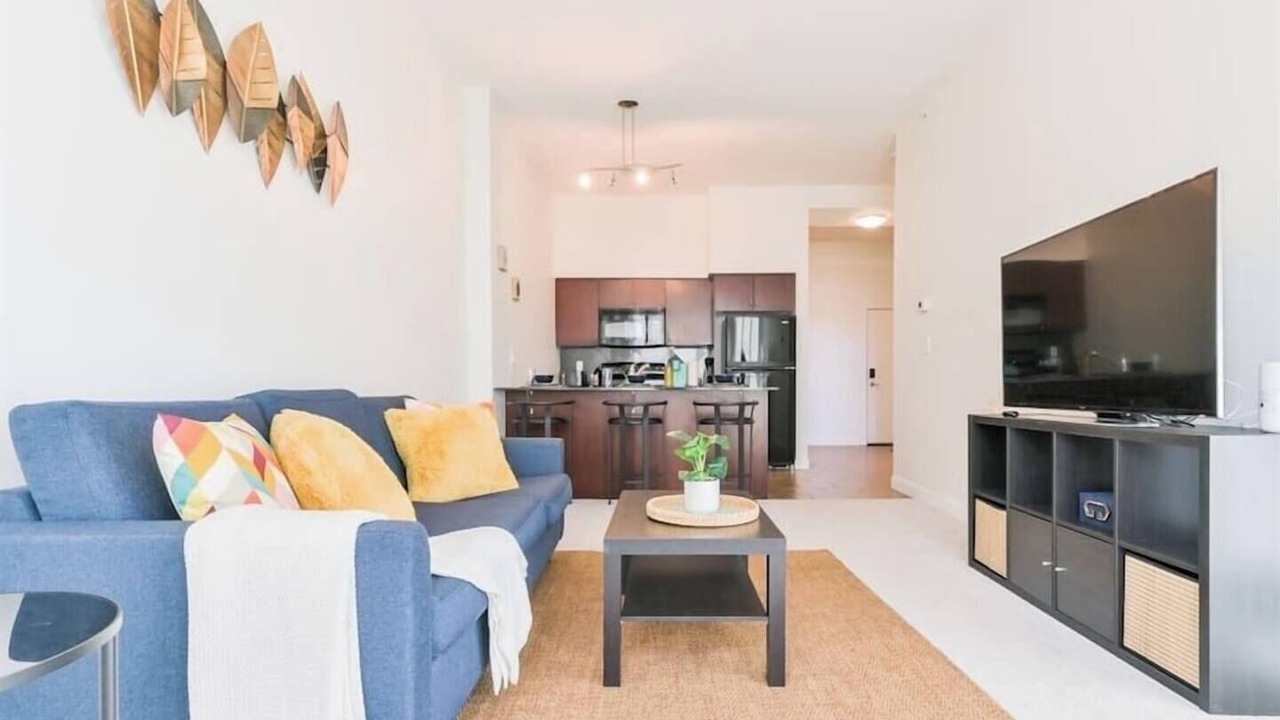 Photo of Livingroom in Haysboro