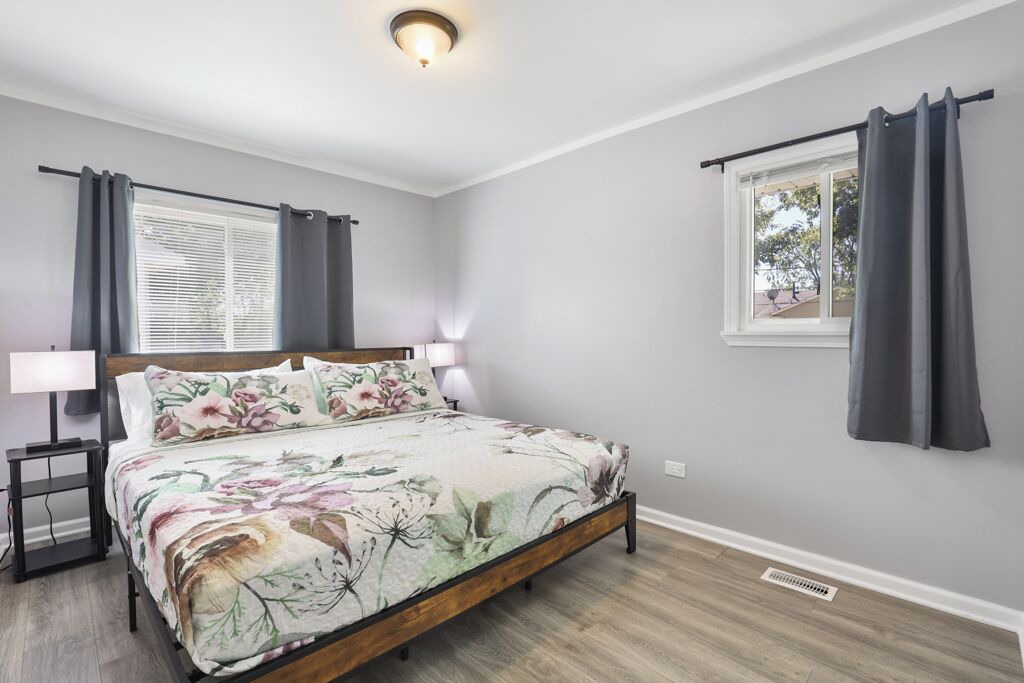 Photo of Bedroom in Romeoville