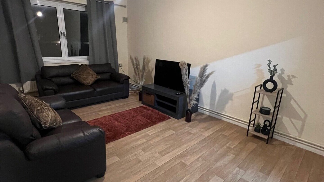 Photo of Livingroom in Homerton