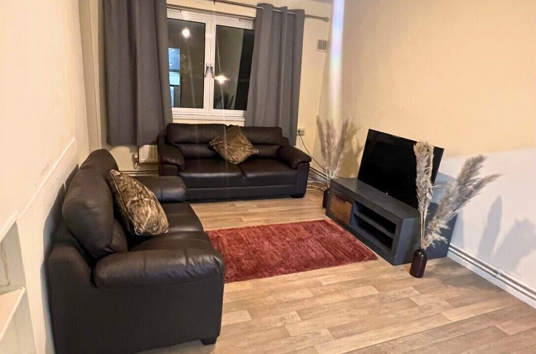 Photo of Livingroom in Homerton