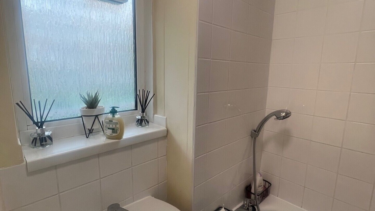 Photo of Bathroom in Homerton