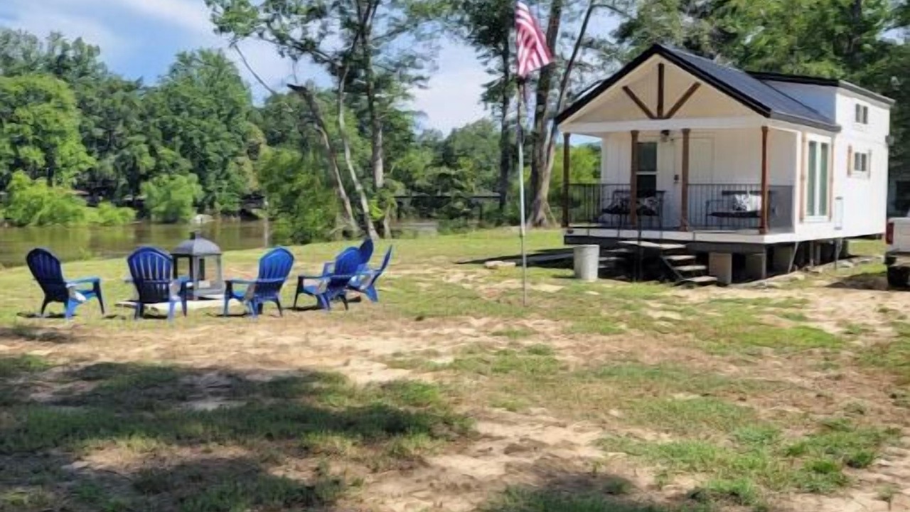Photo of Outdoor in Fred