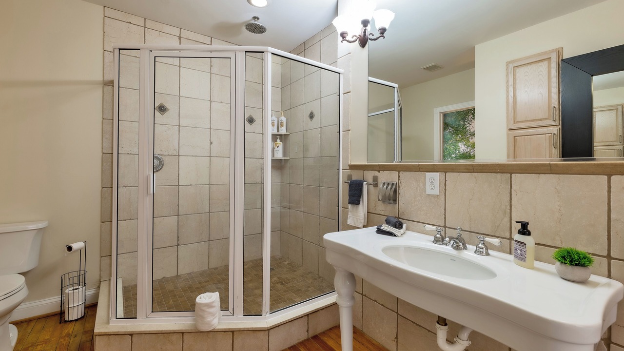 Photo of Bathroom in South Baltimore