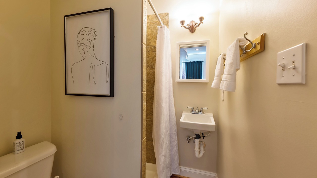 Photo of Bathroom in South Baltimore