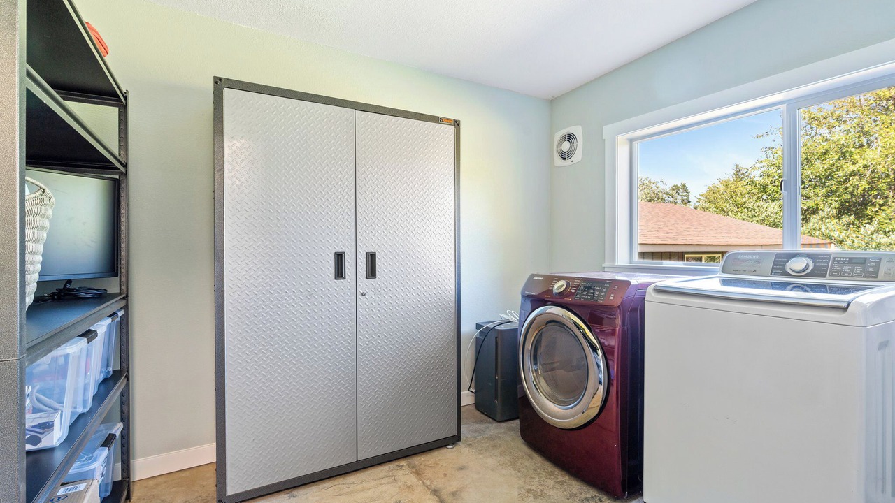 Photo of Bedroom in Copalis Beach