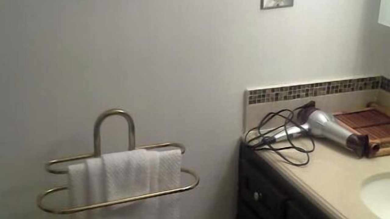 Photo of Bathroom in Dollard-des-Ormeaux