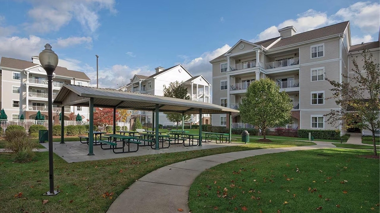 Photo of Outdoor in Pennington Bend