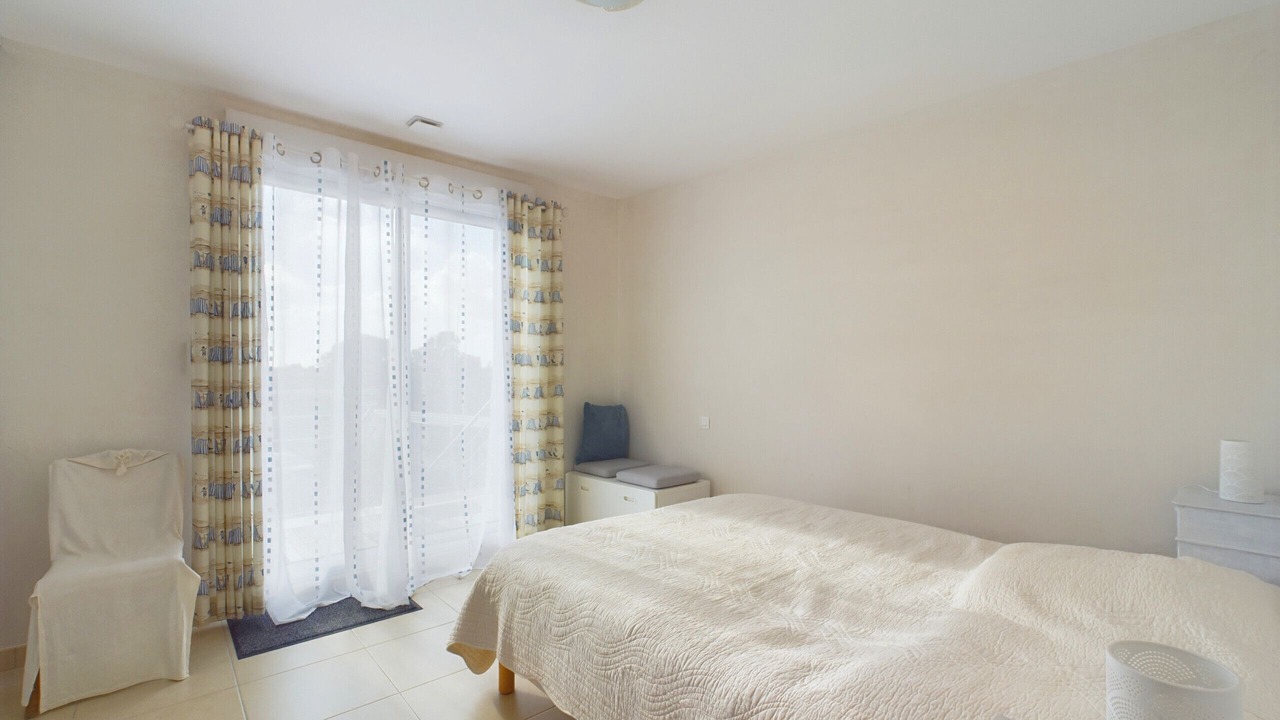 Photo of Bedroom in Brem Sur Mer